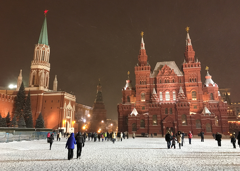 Красная площадь зимой в Москве.