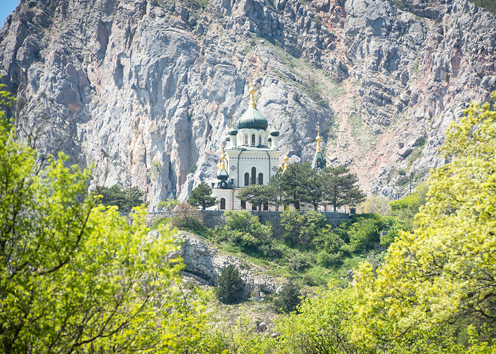 Церковь Воскресения Христова в Форосе.
